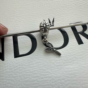 ‼️SOLD‼️Authentic Pandora Scissors / Shears Charm
